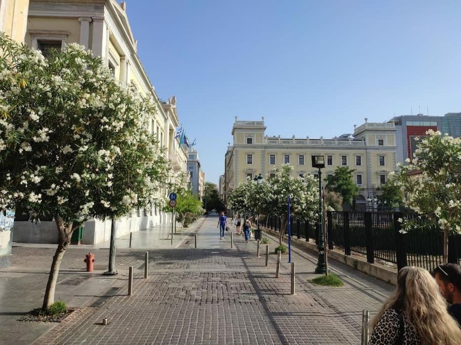 Apartamento Urban House Aiolou Atenas Exterior foto