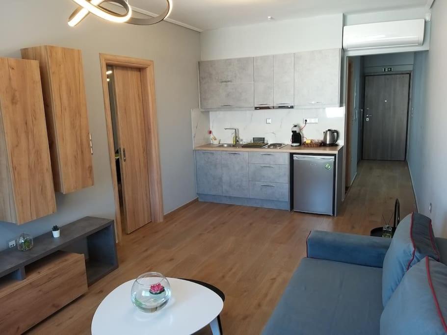 Apartamento Urban House Aiolou Atenas Exterior foto