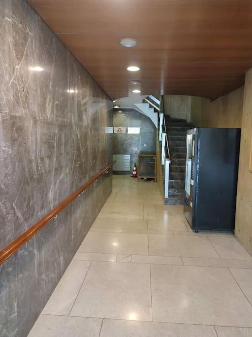 Apartamento Urban House Aiolou Atenas Exterior foto